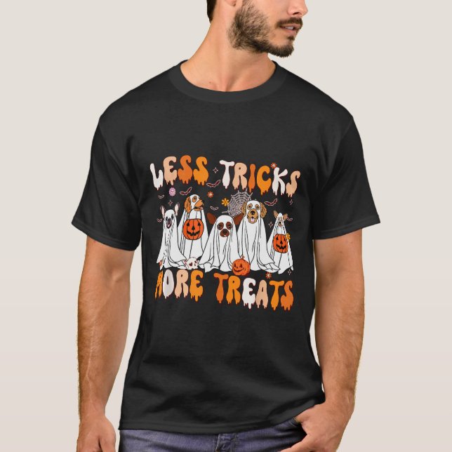 T-shirt Less Tricks More Treats Soky Ghost Dogs Vet Tech  (Devant)