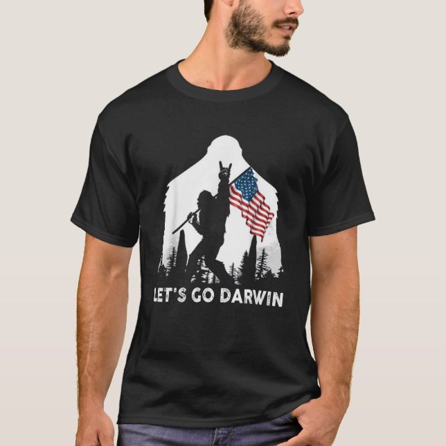 T-shirt Let's Go Darwin Camping Bigfoot Rock And Roll US F (Devant)