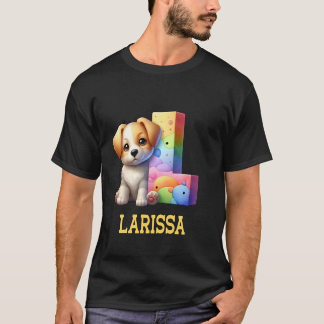 T-shirt Lettre Chiens mignons Larissa Nom Chien arc-en-cie (Devant)