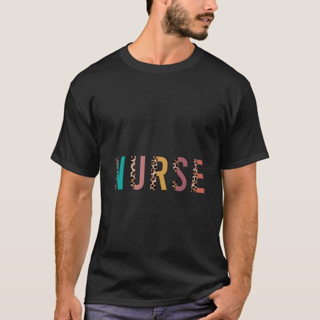 T-shirt Lettres Empreintes de léopard à domicile Infirmièr (Devant)