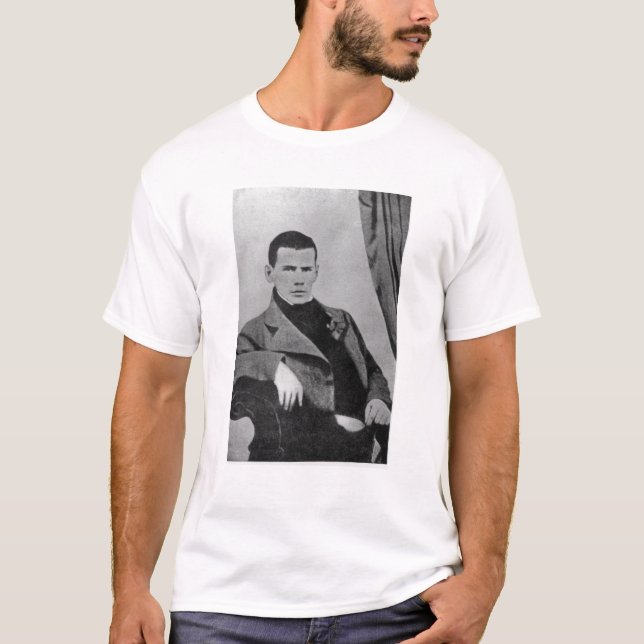 T-shirt Lev Nikolaevich Tolstoy en tant qu'étudiant (Devant)