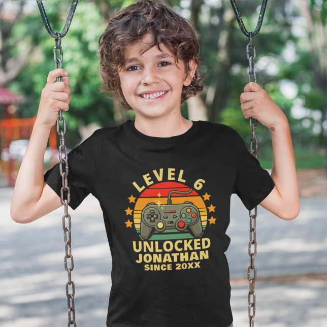 T-shirt Level 6 Unlocked Gamer Boy Birthday 6 (Créateur téléchargé)