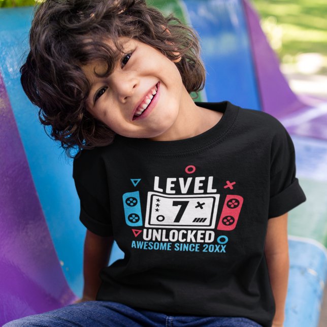 T-shirt LEVEL 7 UNLOCKED Gamer Birthday – Custom Year (Créateur téléchargé)