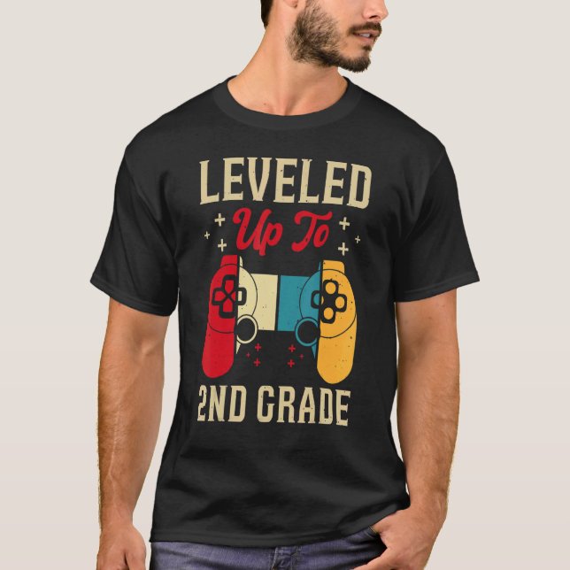 T-shirt Leveled Up To 2nd Grade Gamer Back To School First (Devant)
