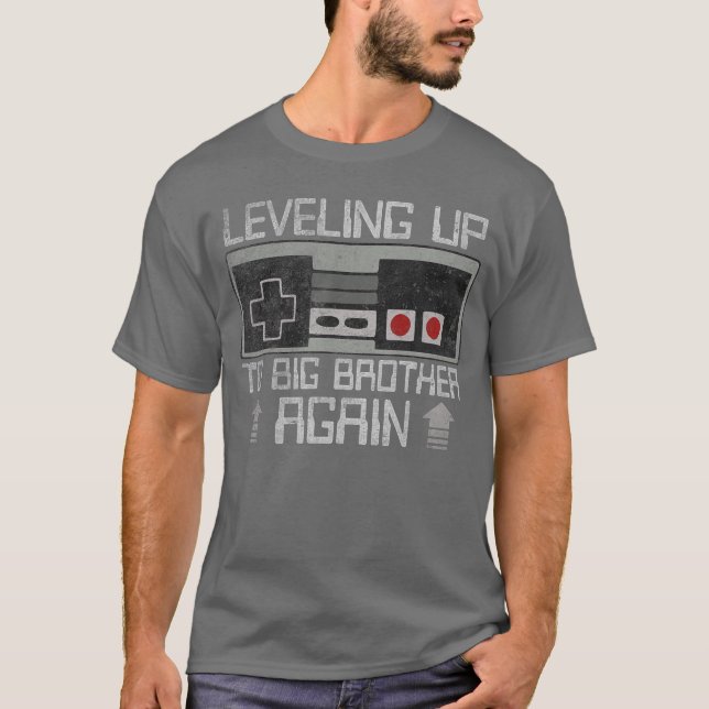 T-shirt Leveling up to Big Brother Again Funny Gamer Boys  (Devant)