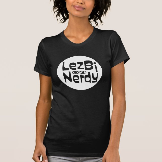 T-shirt Lezbi Nerdy Basic Tee (logo blanc) (Devant)