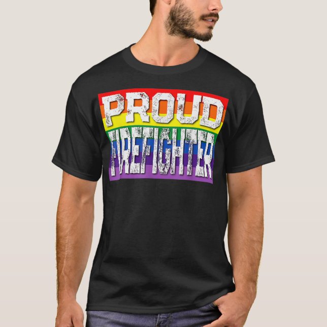 T-shirt LGBTQ Fier pompier Gay pride Arc-en-ciel  (Devant)