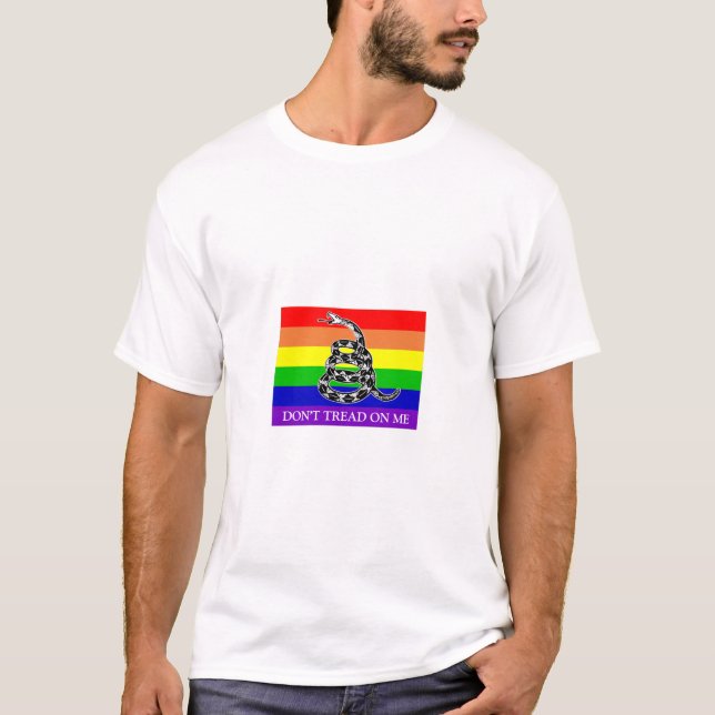 T-shirt LGBTQ Gadsden ne me tape pas sur le drapeau (Devant)