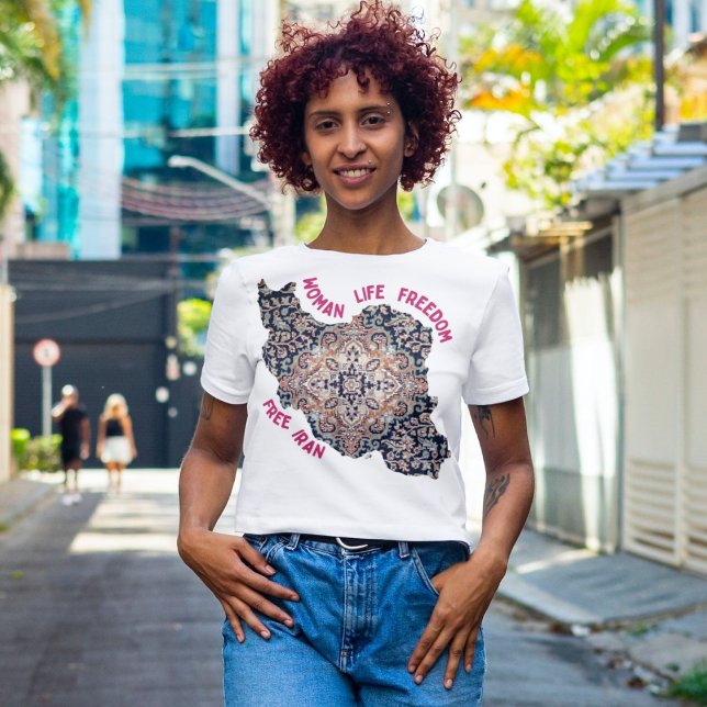 T-shirt Liberté de la vie des femmes | Rouge de tapis pers (Woman Life Freedom | Persian Rug Red T-Shirt)