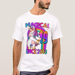 T-shirt Licorne de 19 ans faisant le flossing pour son 19è