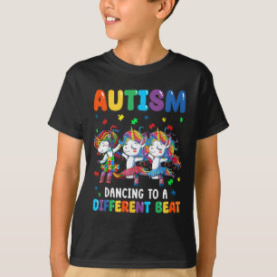 T-shirt Licorne de l'autisme dansant sur un rythme différe