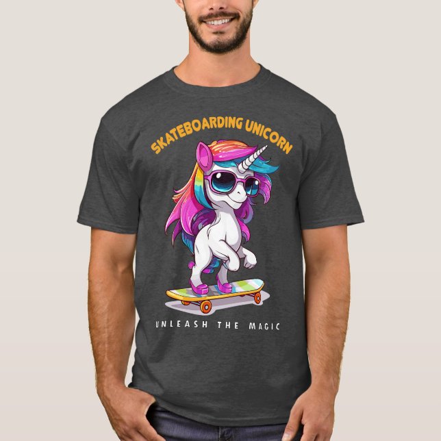 T-SHIRT LICORNE DE SKATEBOARD (Devant)