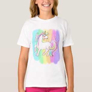 T-shirt licorne rose sur l'arc-en-ciel arrière - plan T-Sh
