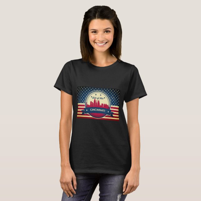 T-shirt Ligne Skyline Retro Cincinnati Ohio (Devant entier)