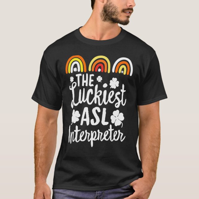 T-shirt L'Interprète le plus chanceux Saint Patrick S Day  (Devant)