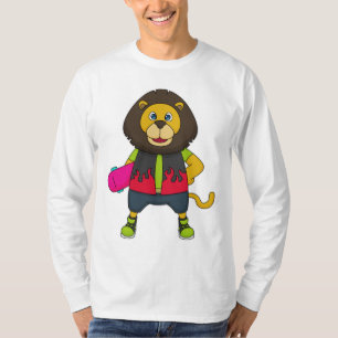 T-shirt Lion as skater with skateboard