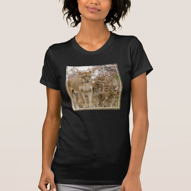 T-shirt Lion CUB africain avec la mère (Devant)