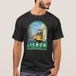 T-shirt Lisbonne Portugal Jaune Tramway Voyage Art Vintage<br><div class="desc">Design de voyage vectoriel rétro de Lisbonne dans un style emblème. Ville portuaire prospère située à l'estuaire du Tage,  connue pour ses vieilles bâtisses aux couleurs pastel.</div>