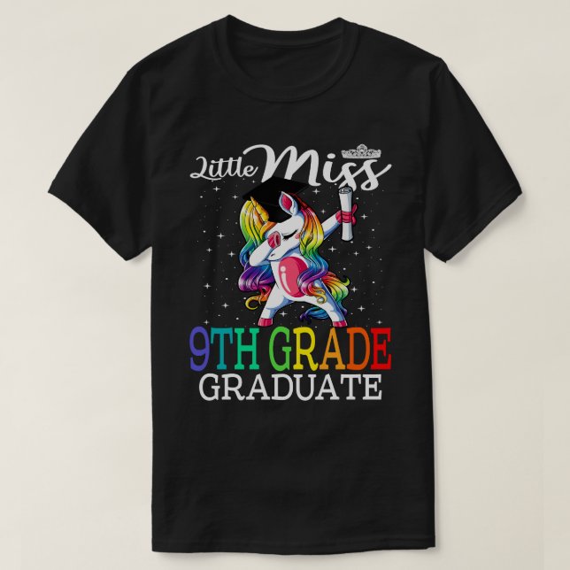 T-shirt Little Miss 9e année Diplômée Unicorne ver2 (Design devant)