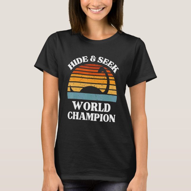 T-shirt Loch Ness Monster Cacher Et Chercher Champion Du M (Devant)