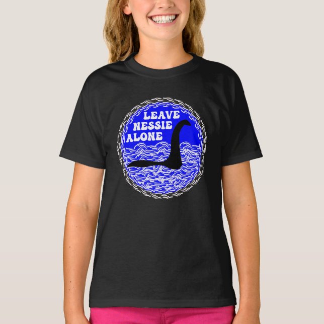 T-shirt LOCH NESS MONSTER-Leave Nessie seul (Devant)