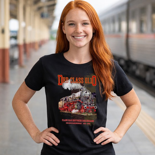 T-shirt Locomotive à vapeur DRB Classe 01.10. Deutsche Rei (DRB Class 01.10 Steam Train. Deutsche Reichsbahn. Womens Basic T-Shirt)