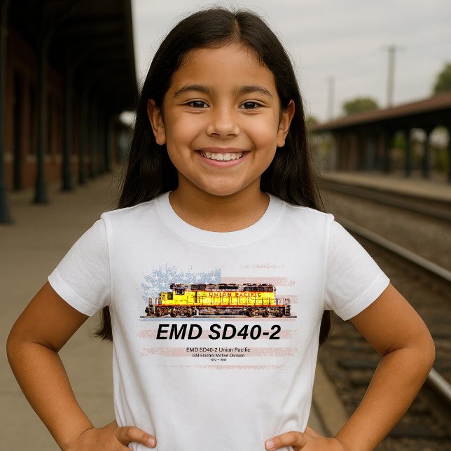T-shirt Locomotive diesel EMD SD40-2. drapeau américain (EMD SD40-2 Diesel Locomotive. Union Pacific Train. Girl Basic T-Shirt)