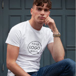 T-shirt Logo de l'entreprise Employé Entreprise Marque<br><div class="desc">Un simple modèle d'affaires personnalisé dans un style moderne et minimaliste qui peut être facilement mis à jour avec le logo de votre entreprise. Si vous avez besoin d'aide pour personnaliser ce produit,  veuillez me contacter en utilisant le bouton de message ci-dessous et je serai heureux de vous aider.</div>