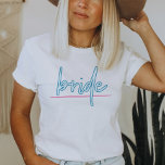T-shirt LOLA Neon Bachelorette mariée des années 90 bleu e<br><div class="desc">Ce t-shirt de mariée à la bachelorette a une formulation inspirée du néon et est parfait pour la mariée sur son week-end de bachelorette. Paire avec n'importe laquelle des autres options de chemise Lola neon pour le groupe de bachelorette pour un look cohésif. 💜 COULEURS SONT ÉDITABLES ! Cliquez sur...</div>