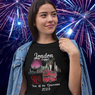 T-shirt Londres skyscape Red Bus Coronation 2023 Fireworks