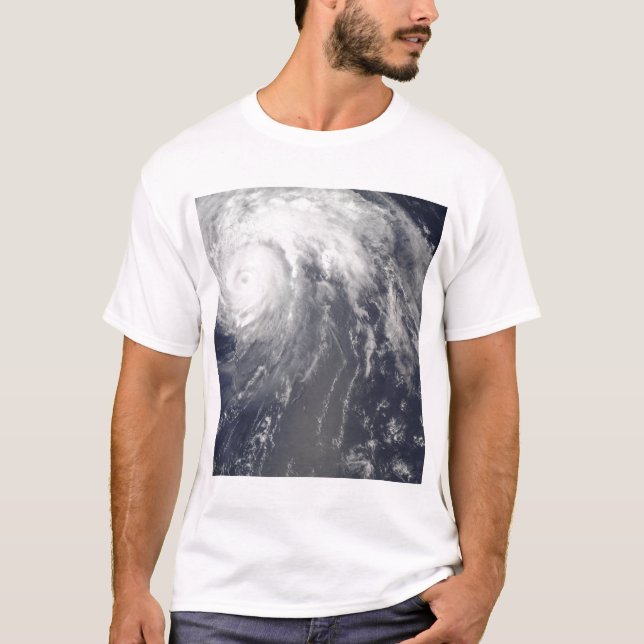 T-shirt L'ouragan Bill au large des Bermudes (Devant)