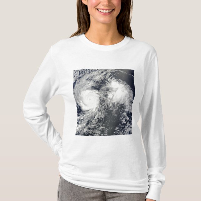T-shirt L'ouragan Felicia et le cyclone Enrique à l'est de (Devant)