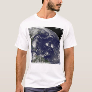 T-shirt L'Ouragan Irene Traverse Les Bahamas.