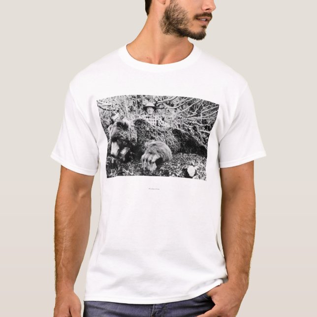 T-shirt L'ours de Barr plus de 10 pieds de long, Alaska (Devant)