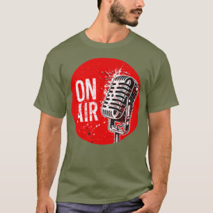 T-shirt Louveur de podcast de microphone de radiodiffusion