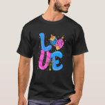 T-shirt Love Hanoukka Dreidel Happy Chanukkah Costume Jewi<br><div class="desc">Love Hanoukka Dreidel Happy Chanukkah Costume juif.</div>