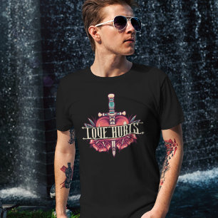 T-shirt Love Hurts Heart and Dagger