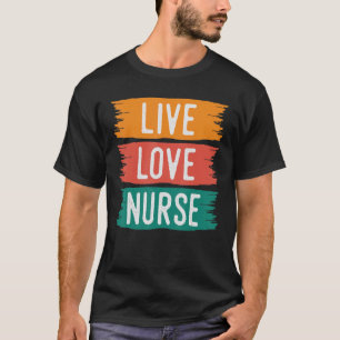 T-shirt Love Nursing Grads Travailleurs de la santé Cns Cl