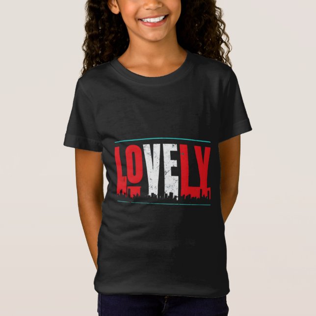 T-Shirt Lovely In a Bold Stylisated Design (Devant)