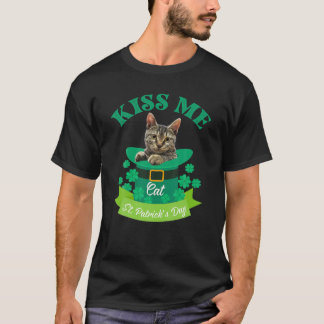 T-shirt Lucky Amoureux des chats St Patrick's Day Kiss Me 