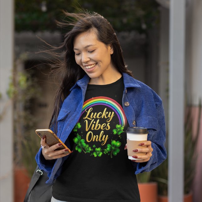 T-shirt Lucky Vibes seulement shamrock irish arc-en-ciel s (Créateur téléchargé)