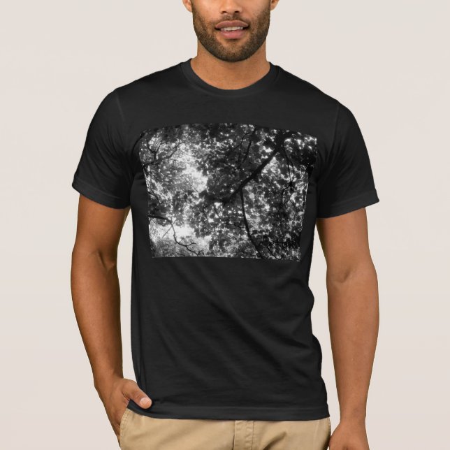 T-shirt Lumière à travers les branches (Devant)