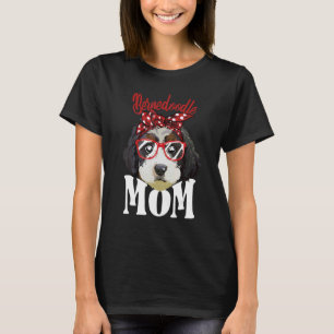 T-shirt Lunettes de soleil maman Bernedoodle mignonnes pou