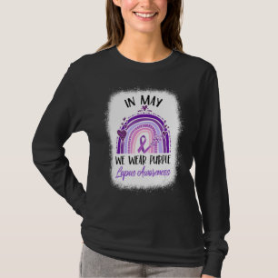 T-shirt Lupus Arc-En-Ciel En Mai Nous Portons Violet Lupus