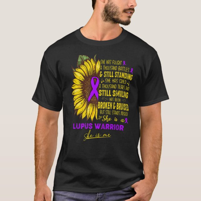 T-shirt Lupus Conscient Qu'Elle Est Un Guerrier Lupus Elle (Devant)