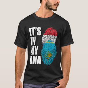 T-shirt Luxembourg Et Kazakhstan Mélangent Le Drapeau Du P