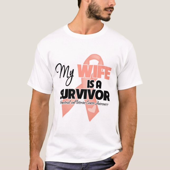 T-shirt Ma femme est une survivante d'un cancer de l'utéru (Devant)