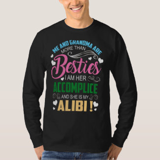 T-shirt Ma Grand-Mère Et Moi Sommes Plus Que Des Besoins E