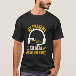 T-shirt Ma grand-mère Le héros derrière le téléphone Fier 