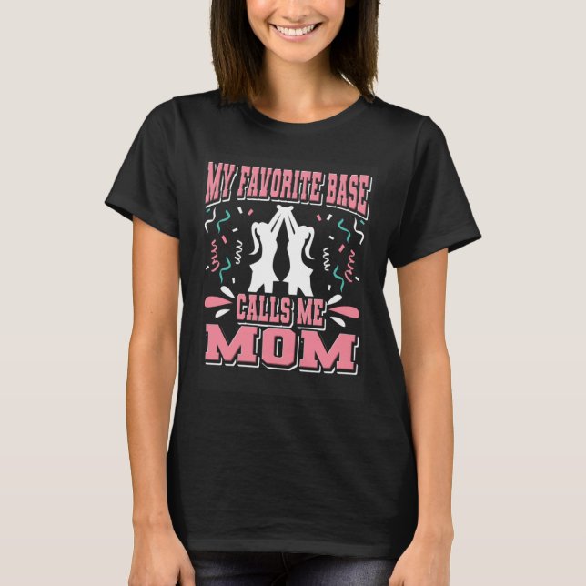 T-shirt Ma meneuse de base préférée Maman Cheerleader Chee (Devant)
